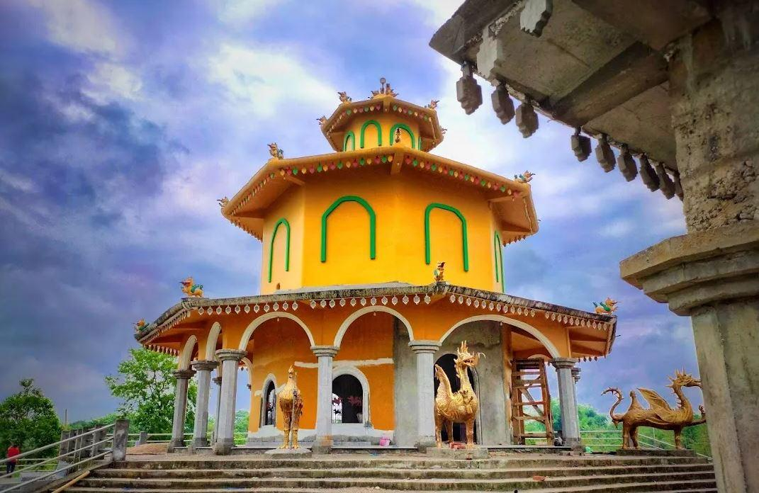 The Legacy of Tai Ahoms