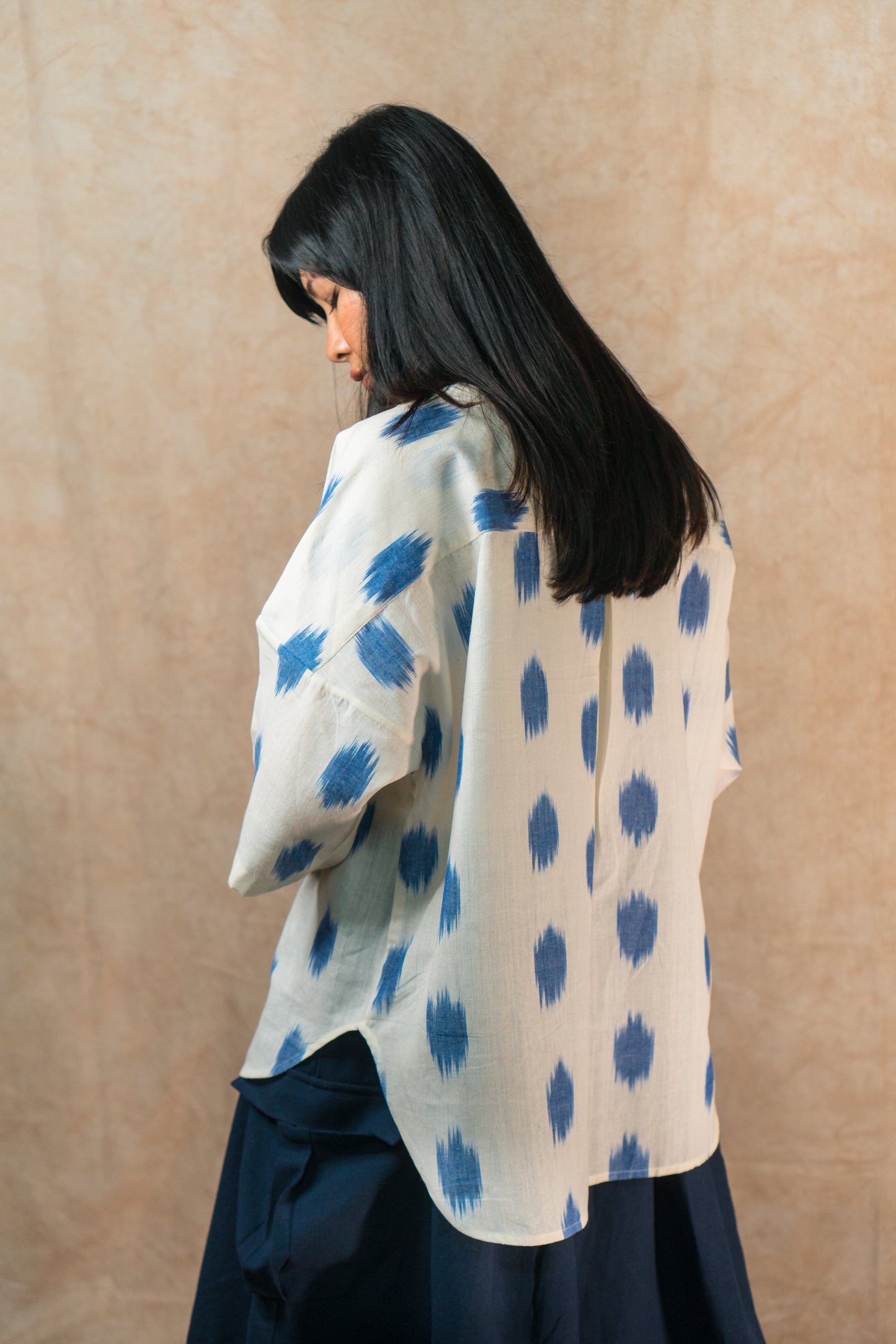 Boxy Shirt 'White Sapphire Ikat'