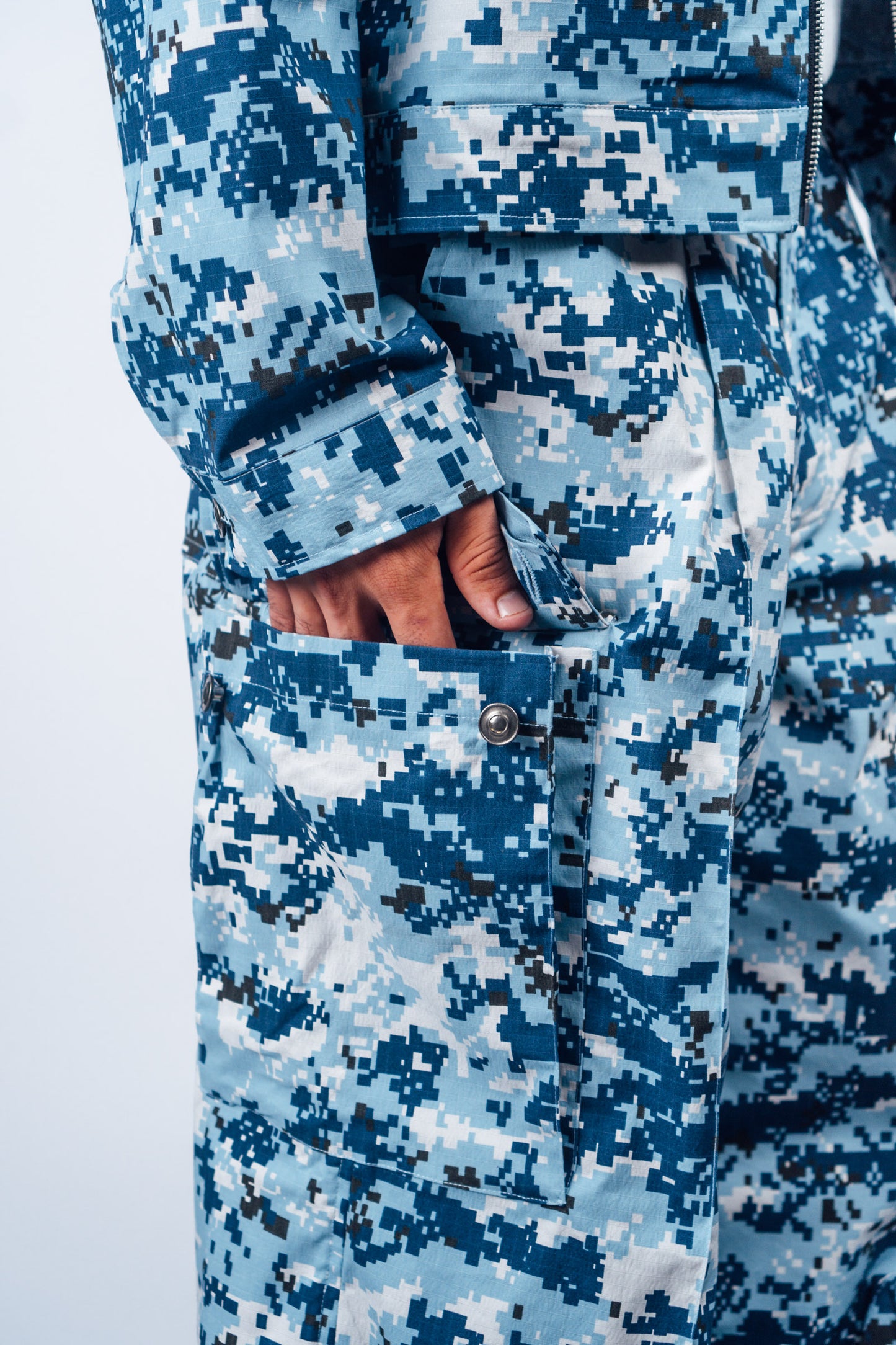 Vintage Cargo Pants 'Digital Camo Navy’