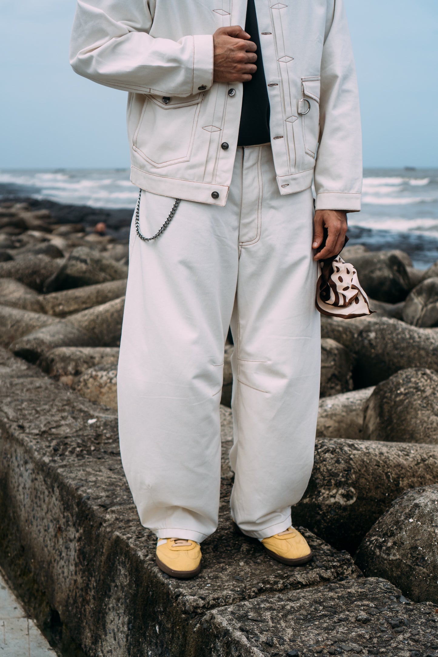I'm A Star Horseshoe Jeans 'Off White'