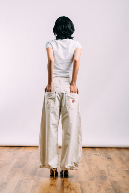I'm A Star Horseshoe Jeans 'Off White'
