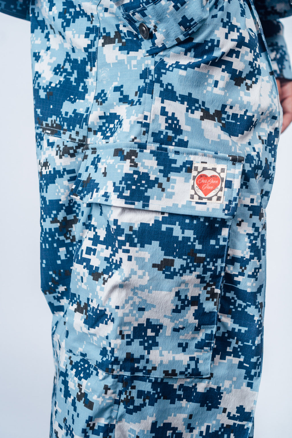 Vintage Cargo Pants 'Digital Camo Navy’